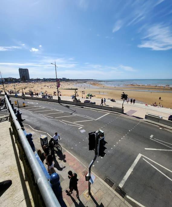 Imperial House Sea View Margate Apartment Exterior photo